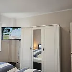 Grosses Doppelhaus Xena Und Liv Feriehus Biendorf